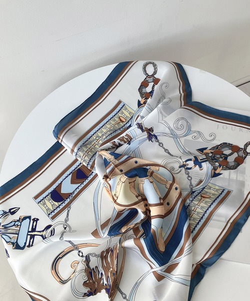 AS KNOW AS plus(アズノゥアズプラス)の「ヴィンテージ風スカーフ 70×70(バンダナ/スカーフ・レディース・E/D/C/B/A・FREE)」の22枚目の写真