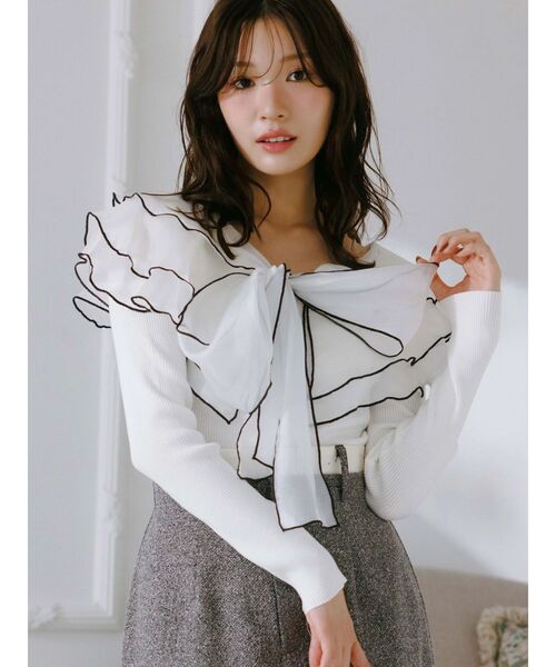 MERCURYDUO（マーキュリーデュオ）の「異素材ラッフルリボンリブニット（ニット/セーター・レディース・オフホワイト/ブラック/ラベンダー・FREE）」の2枚目の写真