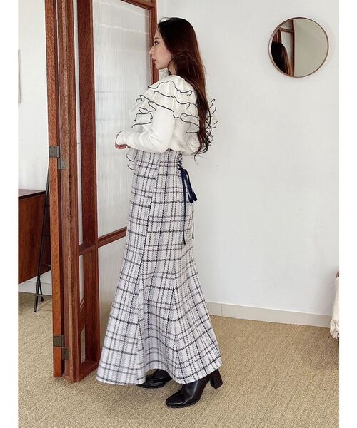 MERCURYDUO（マーキュリーデュオ）の「異素材ラッフルリボンリブニット（ニット/セーター・レディース・オフホワイト/ブラック/ラベンダー・FREE）」の15枚目の写真