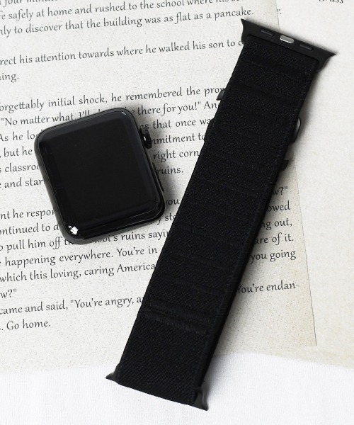 Fun & Daily(ファンアンドデイリー)の「Loop Nylon Apple Watch Band / アップルウォッチバンド(デジタル腕時計・メンズ・オレンジ/ブラック/ブラック系その他・A/B)」の2枚目の写真