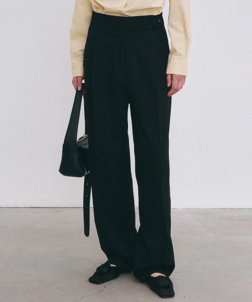 NICK&NICOLE(ニックアンドニコール)の「MINIMAL CLASSIC PINTUCK SLACKS_BLACK(スラックス・レディース・その他・SMALL/LARGE/MEDIUM)」の2枚目の写真