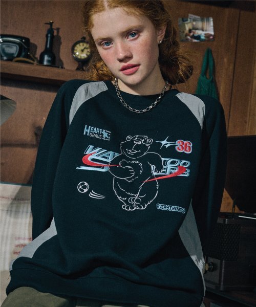 CPGN STUDIO(コンパーニョ)の「シューティングベア レグラン スウェットシャツ ブラック(スウェット・レディース・その他・MEDIUM)」の1枚目の写真