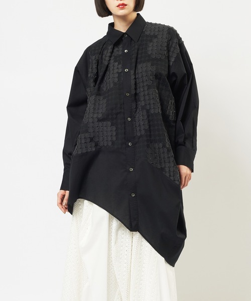 gomme(ゴム)の「フラワービッグブラウス(シャツ/ブラウス・レディース・ブラック/アイボリー・MEDIUM)」の1枚目の写真