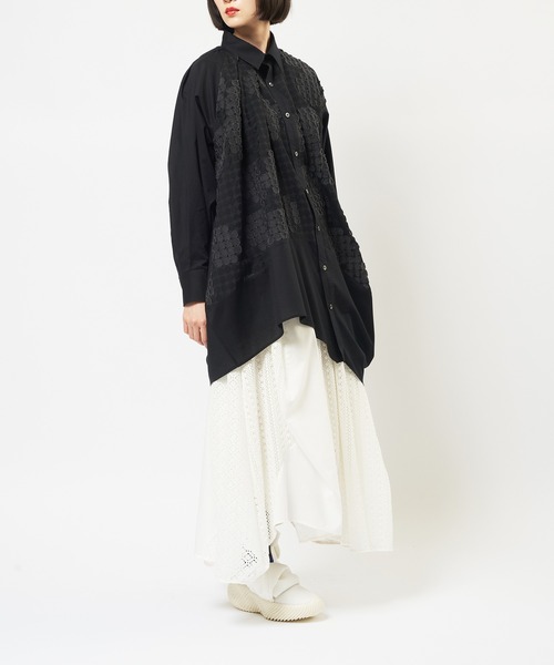 gomme(ゴム)の「フラワービッグブラウス(シャツ/ブラウス・レディース・ブラック/アイボリー・MEDIUM)」の5枚目の写真