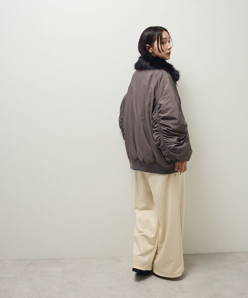 Green　Parks（グリーンパークス）の「・swing by ティペット付ミリタリーブルゾン（ブルゾン・レディース・カーキ/ブラウン/チャコールグレー・FREE）」の12枚目の写真