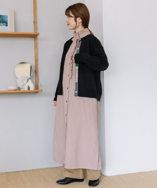 POU DOU DOU（プードゥドゥ）の「下前立て配色クルーネックカーディガン（カーディガン/ボレロ・レディース・ブラック/グレー/ブルー/レッド/グリーン・M）」の15枚目の写真