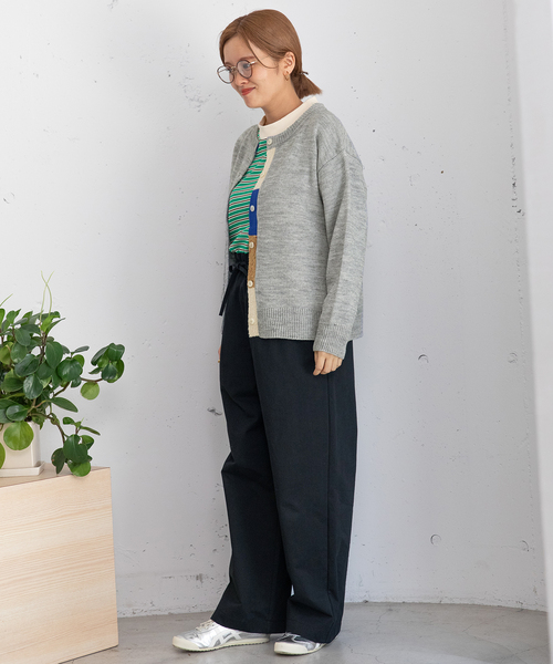 POU DOU DOU（プードゥドゥ）の「下前立て配色クルーネックカーディガン（カーディガン/ボレロ・レディース・ブラック/グレー/ブルー/レッド/グリーン・M）」の9枚目の写真