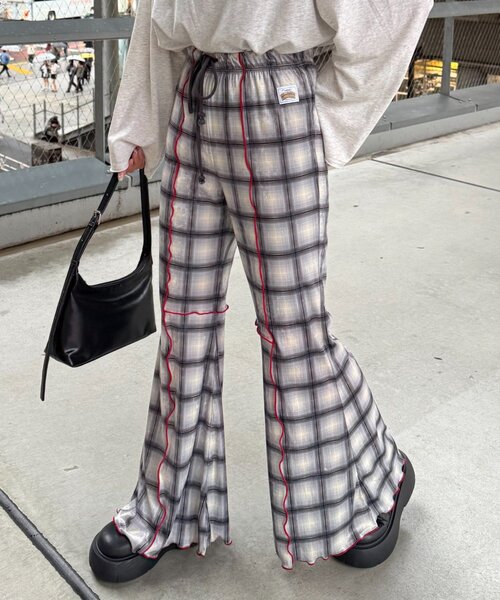 HELLO.SANFRANCISCO（ハローサンフランシスコ）の「★【HELLO.SANFRANCISCO/ハローサンフランシスコ】チェックメロー切り替えフレアパンツ（その他パンツ・レディース・ブルー/グレー/オレンジ/ベージュ・SMALL/MEDIUM）」の2枚目の写真