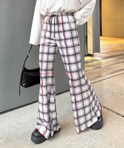 HELLO.SANFRANCISCO（ハローサンフランシスコ）の「★【HELLO.SANFRANCISCO/ハローサンフランシスコ】チェックメロー切り替えフレアパンツ（その他パンツ・レディース・ブルー/グレー/オレンジ/ベージュ・SMALL/MEDIUM）」の17枚目の写真