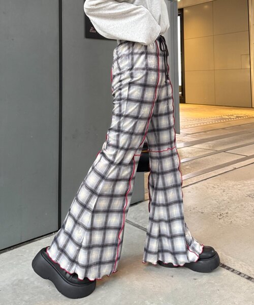 HELLO.SANFRANCISCO（ハローサンフランシスコ）の「★【HELLO.SANFRANCISCO/ハローサンフランシスコ】チェックメロー切り替えフレアパンツ（その他パンツ・レディース・ブルー/グレー/オレンジ/ベージュ・SMALL/MEDIUM）」の9枚目の写真