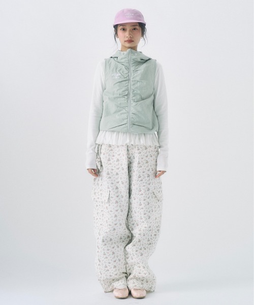 umbro×fekete】gathered hoodie vest / ギャザーフーディーベスト