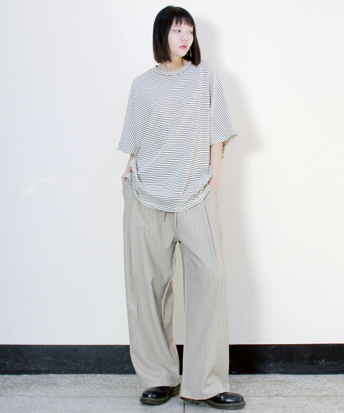 サイドワンタックストライプリアルワイドパンツベージュ（春、夏ver.）