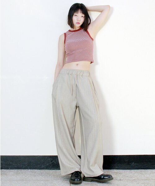 DEMARC（ドゥマーク）の「サイドワンタックストライプリアルワイドパンツベージュ（春、夏ver.）（その他パンツ・レディース・その他・MEDIUM/LARGE）」の4枚目の写真