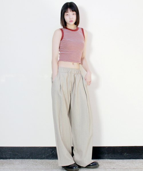 DEMARC（ドゥマーク）の「サイドワンタックストライプリアルワイドパンツベージュ（春、夏ver.）（その他パンツ・レディース・その他・MEDIUM/LARGE）」の5枚目の写真