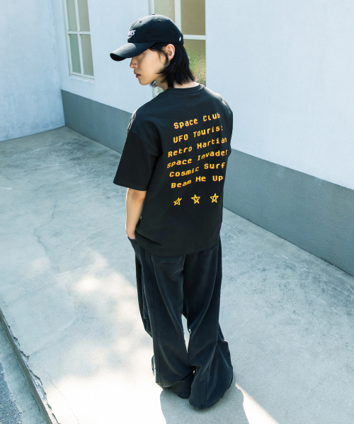 BEGIN202（ビギン202）の「ジギエイリアンTシャツ[ウォッシュドブラック]（Tシャツ/カットソー・メンズ・その他・1/2/3）」の2枚目の写真