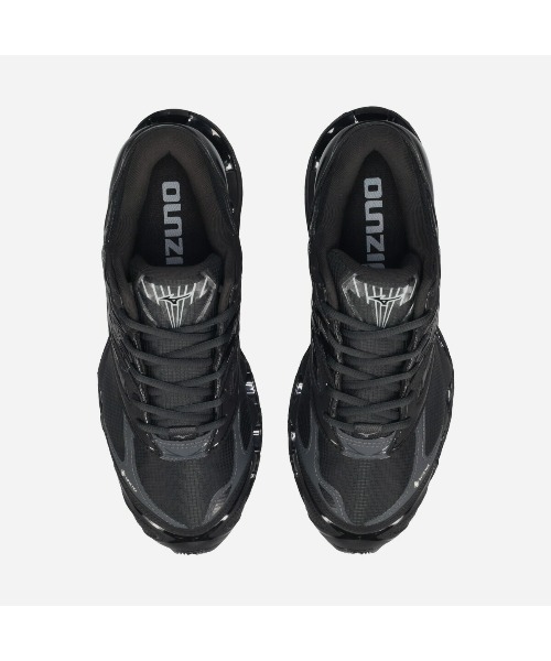 MIZUNO(ミズノ )の「MIZUNO WAVE PROPHECY LS GTX / ミズノ ウェーブ プロフェシー LS ゴアテックス / D1GA256001(スニーカー・メンズ・ブラック・23.5cm/24cm/25cm/26cm/26.5cm/29cm/27.5cm/23cm/27cm/24.5cm/25.5cm/28cm/28.5cm/29.5cm)」の2枚目の写真