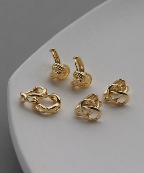 abaskdesign(アバスクデザイン)の「選べるデザイン フープピアス(ピアス(両耳用)・レディース・ゴールド/シルバー・A/B/C)」の1枚目の写真