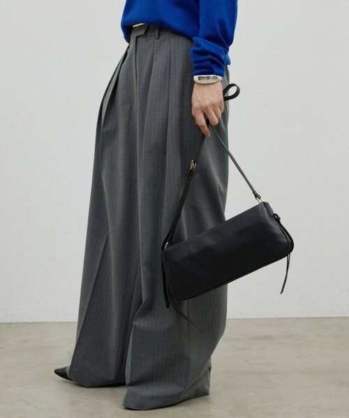 GALLARDAGALANTE（ガリャルダガランテ）の「【2.718】スリムショルダー