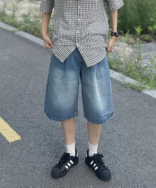 GCLIP（ジクリップ）の「ワンタックバミューダデニムショーツハーフショートパンツ_[ライトブルー]（その他パンツ・メンズ・ブルー・36/34/28/32/30）」の3枚目の写真
