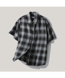 ease（イーズ）の「OMBRE 1/2チェックシャツ [オーバーサイズフィット]_グリーン_男女共用（シャツ/ブラウス）」