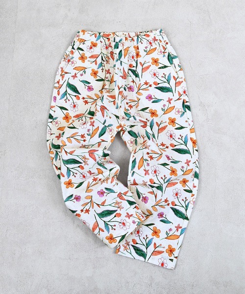 MARKEY'S(マーキーズ)の「タックイージーパンツ(その他パンツ・キッズ・ホワイト系その他/ベージュ系その他/ピンク/グリーン/チャコール/ブルー系その他/イエロー・90/100/110/120/130/140/150)」の2枚目の写真