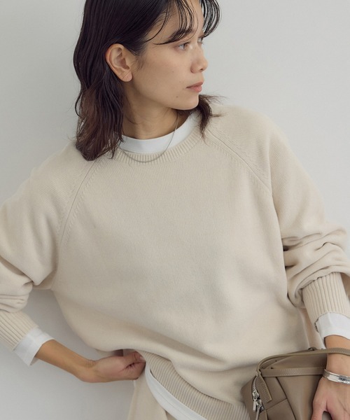 SALON adam et rope'（サロン アダム エ ロペ）の「クロップドプルオーバー-CreamyCotton /クリーミーコットン-（ニット/セーター・レディース・オフホワイト/ベージュ系その他/ブラック・FREE）」の14枚目の写真