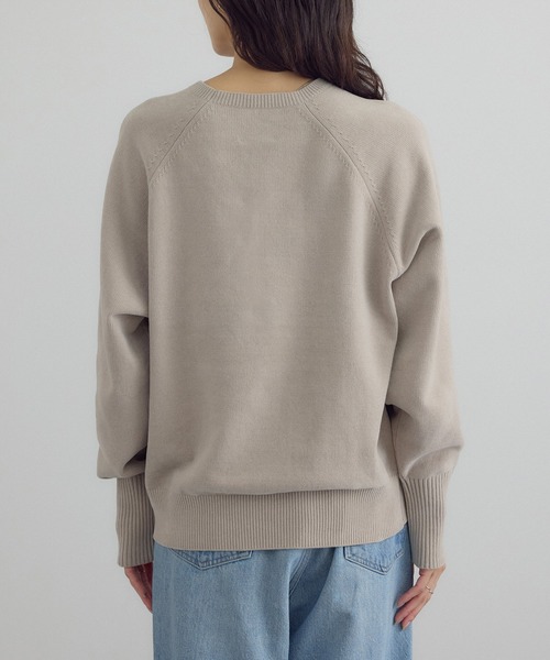 SALON adam et rope'（サロン アダム エ ロペ）の「クロップドプルオーバー-CreamyCotton /クリーミーコットン-（ニット/セーター・レディース・オフホワイト/ベージュ系その他/ブラック・FREE）」の22枚目の写真