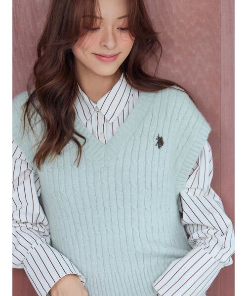 MERCURYDUO（マーキュリーデュオ）の「U.S. POLO ASSN.別注 ベストセットシャツミニワンピース（ワンピース・レディース・オフホワイト/チャコールグレー/ミント・SMALL/MEDIUM）」の5枚目の写真