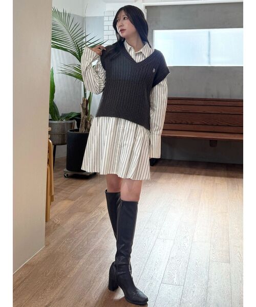 MERCURYDUO（マーキュリーデュオ）の「U.S. POLO ASSN.別注 ベストセットシャツミニワンピース（ワンピース・レディース・オフホワイト/チャコールグレー/ミント・SMALL/MEDIUM）」の16枚目の写真