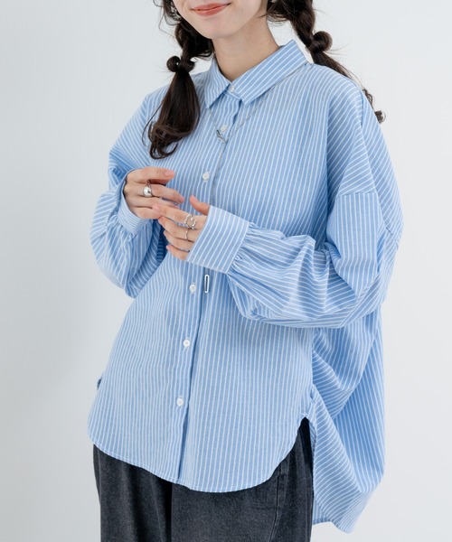 refinedworks(リファインドワークス)の「【refinedworks】大人の ストライプシャツ(シャツ/ブラウス・レディース・オフホワイト/グレー/ブルー・FREE)」の3枚目の写真