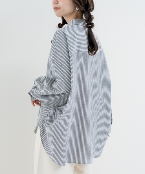 refinedworks(リファインドワークス)の「【refinedworks】大人の ストライプシャツ(シャツ/ブラウス・レディース・オフホワイト/グレー/ブルー・FREE)」の12枚目の写真