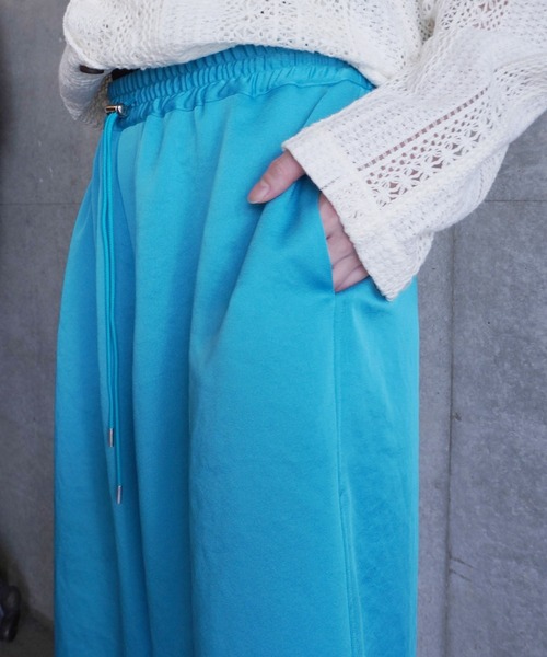 G.V.G.V.(ジーヴィージーヴィー)の「SATIN SHORTS(その他パンツ・レディース・ライトブルー/マジェンタ・36/38)」の7枚目の写真
