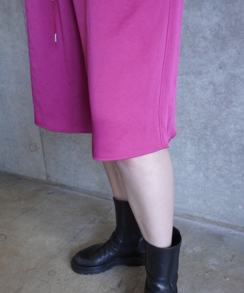 G.V.G.V.(ジーヴィージーヴィー)の「SATIN SHORTS(その他パンツ・レディース・ライトブルー/マジェンタ・36/38)」の17枚目の写真