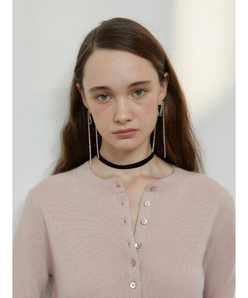 LOVE ME MONSTER(ラブミーモンスター)の「Cubic Long Ribbon Earrings (L244MER030)(ピアス(両耳用)・レディース・シルバー・FREE)」の2枚目の写真