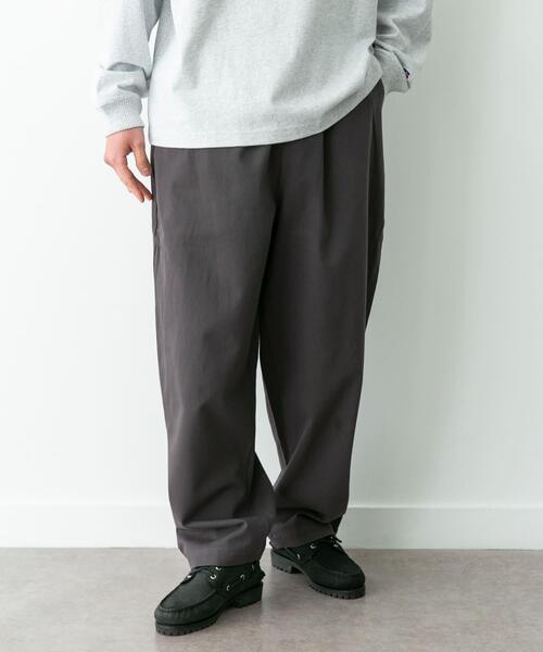 URBAN RESEARCH Sonny Label(アーバンリサーチサニーレーベル)の「ベーシックワイドイージーチノパンツ(その他パンツ・メンズ・ベージュ/ブラック/チャコールグレー/オフホワイト・MEDIUM/SMALL/LARGE)」の1枚目の写真