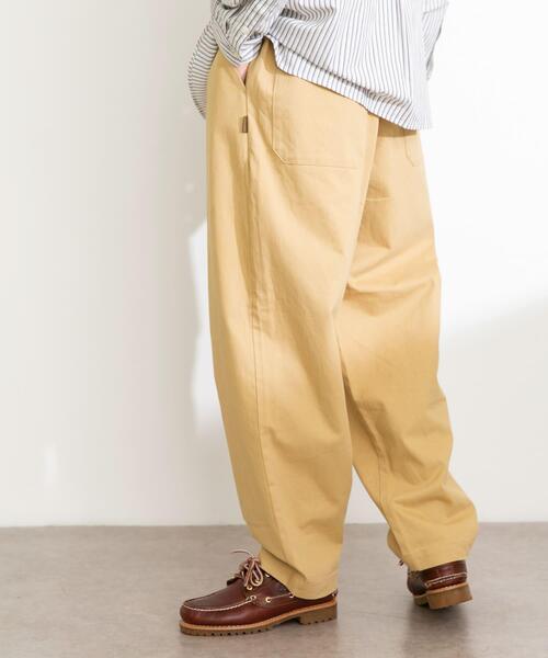 URBAN RESEARCH Sonny Label（アーバンリサーチサニーレーベル）の「ベーシックワイドイージーチノパンツ（その他パンツ・メンズ・ベージュ/ブラック/チャコールグレー/オフホワイト・MEDIUM/SMALL/LARGE）」の17枚目の写真