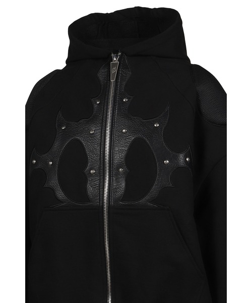 SKOOT(スクート)の「PADDED HOODIE(パーカー・メンズ・ホワイト/ブラック・MEDIUM/SMALL/LARGE)」の5枚目の写真