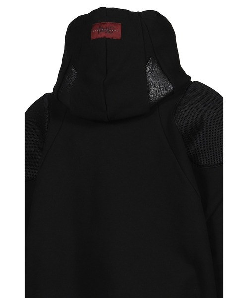 SKOOT(スクート)の「PADDED HOODIE(パーカー・メンズ・ホワイト/ブラック・MEDIUM/SMALL/LARGE)」の6枚目の写真