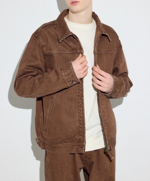 AZUL by moussy(アズールバイマウジー)の「ファスナーデザインGジャン(デニムジャケット・メンズ・ブルー/ライトブルー/ブラウン・SMALL/MEDIUM/LARGE)」の2枚目の写真