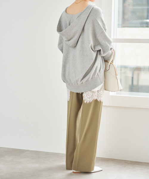 Spick & Span(スピックアンドスパン)の「トロストレッチ1タックパンツ(スラックス・レディース・ベージュ/ブラック・38/36/34)」の16枚目の写真