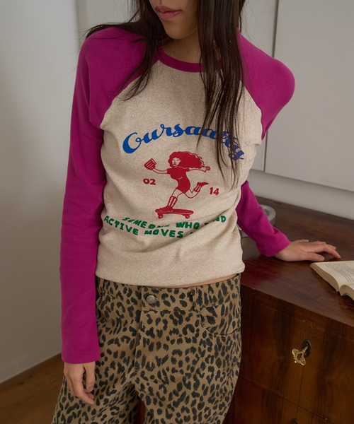 JOINT WORKS(ジョイントワークス)の「OURSAALTY / アワーソルティ Saaalty girl raglan T-shirts(Tシャツ/カットソー・レディース・ブルー/ピンク・FREE)」の2枚目の写真