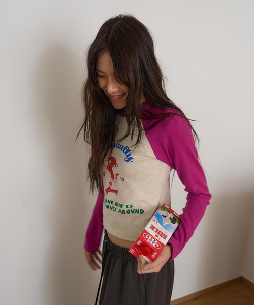 JOINT WORKS(ジョイントワークス)の「OURSAALTY / アワーソルティ Saaalty girl raglan T-shirts(Tシャツ/カットソー・レディース・ブルー/ピンク・FREE)」の16枚目の写真