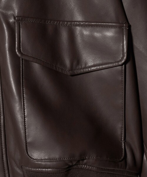 A DAY IN THE LIFE UNITED ARROWS（アデイインザライフユナイテッドアローズ）の「レザーライク フライト ブルゾン＜A DAY IN THE LIFE＞（ブルゾン・メンズ・ブラック/ダークブラウン・L/M）」の10枚目の写真
