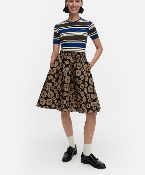 marimekko(マリメッコ)の「Poiminnot Tumma / Skirt(スカート・レディース・ダークブラウン・SMALL)」の1枚目の写真