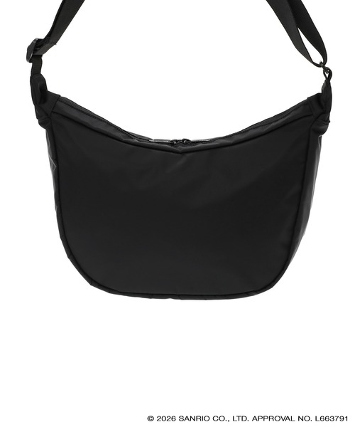 Manhattan Portage（マンハッタンポーテージ）の「DUET SHOULDER BAG FLIGHT NYLON BACKING KRM（ショルダーバッグ・レディース・ブラック・SMALL）」の4枚目の写真