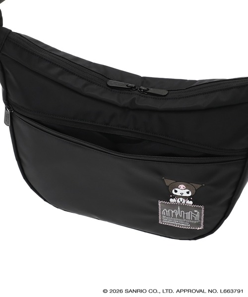 Manhattan Portage（マンハッタンポーテージ）の「DUET SHOULDER BAG FLIGHT NYLON BACKING KRM（ショルダーバッグ・レディース・ブラック・SMALL）」の7枚目の写真