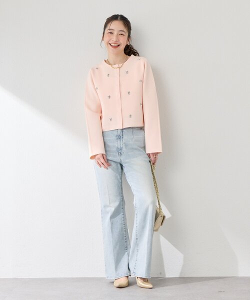 La boutique BonBon（ラブティックボンボン）の「【今すぐお届け！・お上品見え】ビジュー刺繍スポンディッシュジャケットカーディガン（ニット/セーター・レディース・ピンク/ライトグレー/ホワイト・FREE）」の13枚目の写真