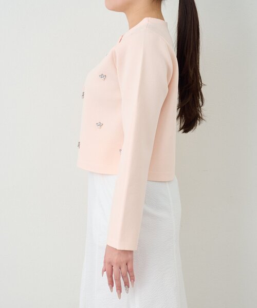 La boutique BonBon（ラブティックボンボン）の「【今すぐお届け！・お上品見え】ビジュー刺繍スポンディッシュジャケットカーディガン（ニット/セーター・レディース・ピンク/ライトグレー/ホワイト・FREE）」の15枚目の写真