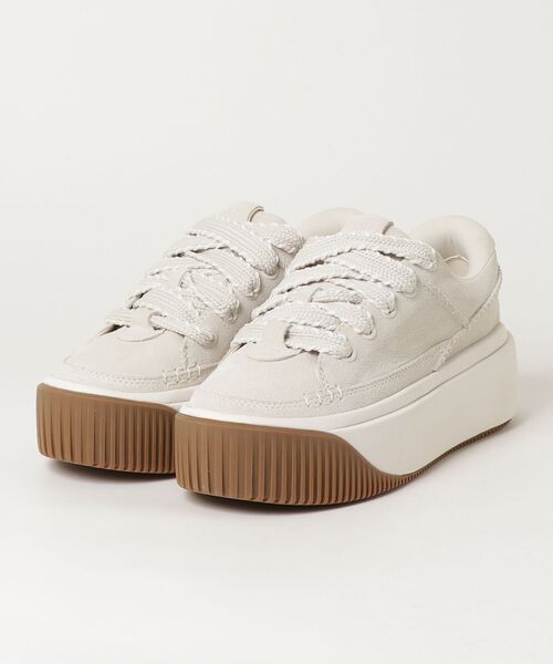 UGG(アグ)の「UGG(アグ)EZ-Duzzit Suede Lace Up/1175120(スニーカー・レディース・ホワイト/ベージュ・6/7.5/6.5/7)」の1枚目の写真