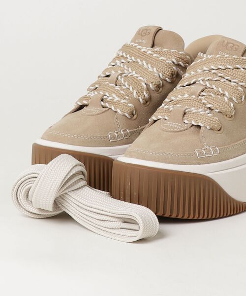 UGG(アグ)の「UGG(アグ)EZ-Duzzit Suede Lace Up/1175120(スニーカー・レディース・ホワイト/ベージュ・6/7.5/6.5/7)」の6枚目の写真